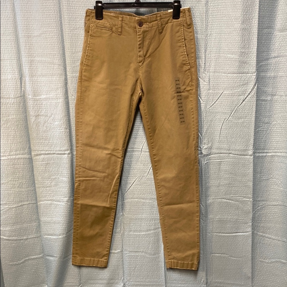 American Eagle Outfitters 29 Tan Chinos Classic‎ Style khaki school uniform flex